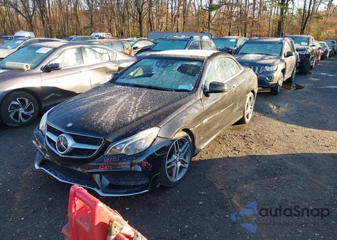 2014 Mercedes-Benz E 550 из США, поврежденный, VIN WDDKK7DF8EF231801